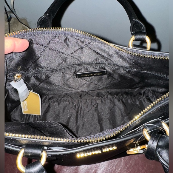 Michael Kors purse - Picture 5 of 5